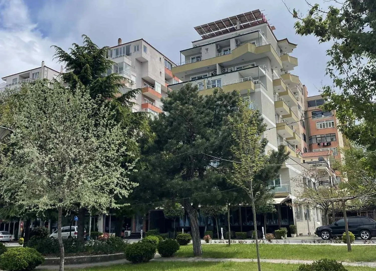 Mary'S Luxury Apartment Pogradec 1